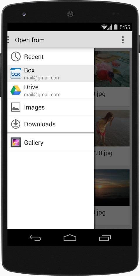 Mobile présentant une barre latérale ouverte dans le nouveau Storage Access Framework